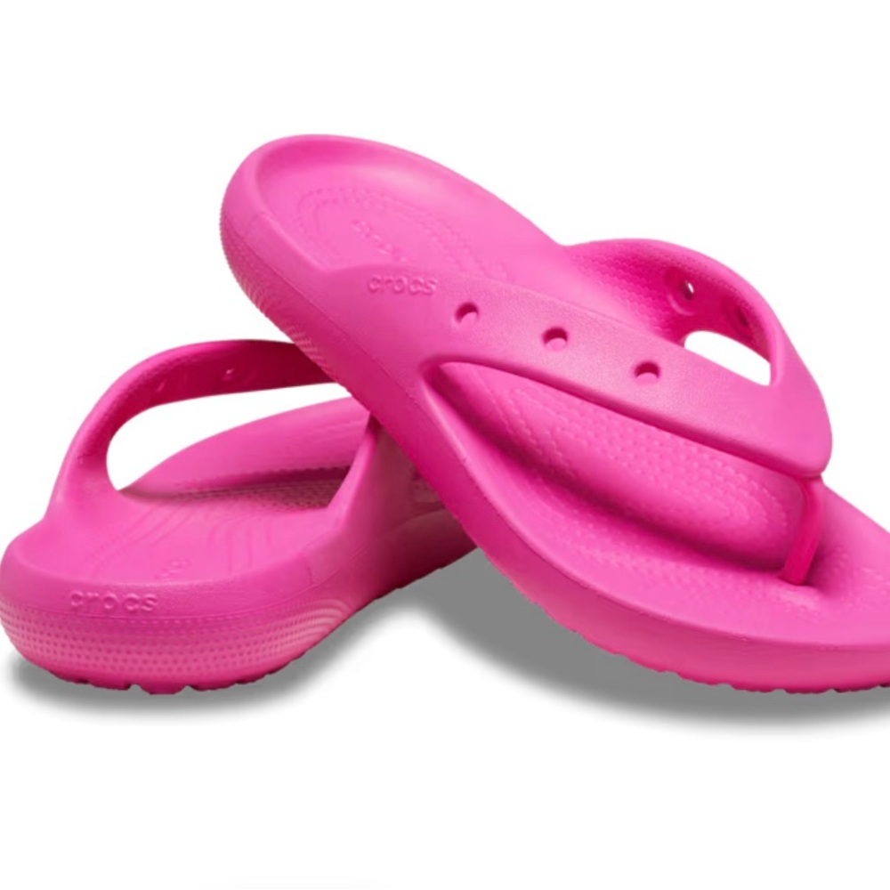 Croc classic flip2.0 juice flip flops